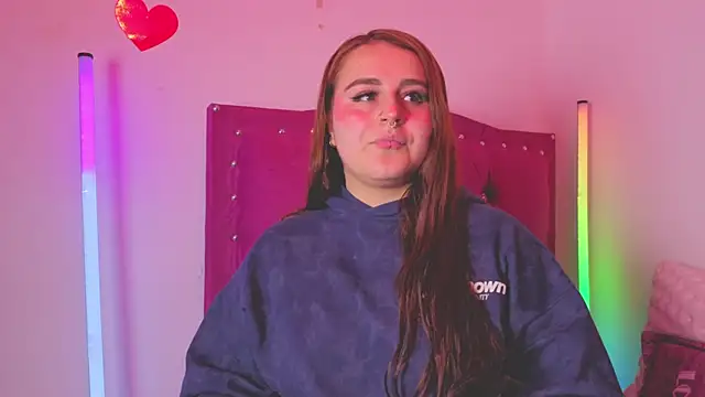 Snapshot of evy_orange1 chatting on 10/07/25, 01:14 evy orange1 online show from 10/07/25, 01:14