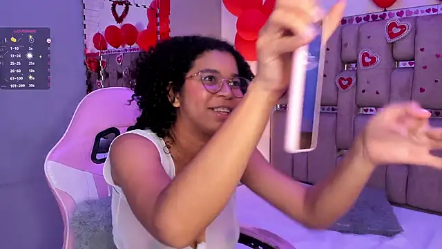 MilaHall  online show from 02/22/25, 07:01