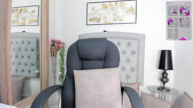 Snapshot of Katalella_murillo chatting on 02/02/25, 03:43 Katalella murillo online show from 02/02/25, 03:43