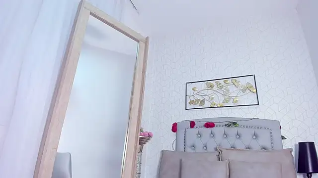 Snapshot of Katalella_murillo chatting on 03/15/25, 03:40 Katalella murillo online show from 03/15/25, 03:40