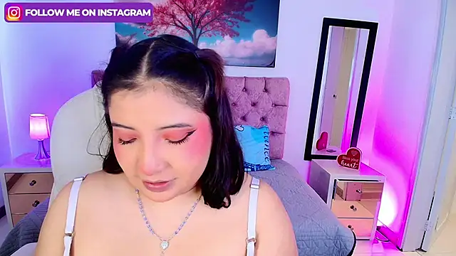 Emma monserrat online show from 10/02/25, 07:43