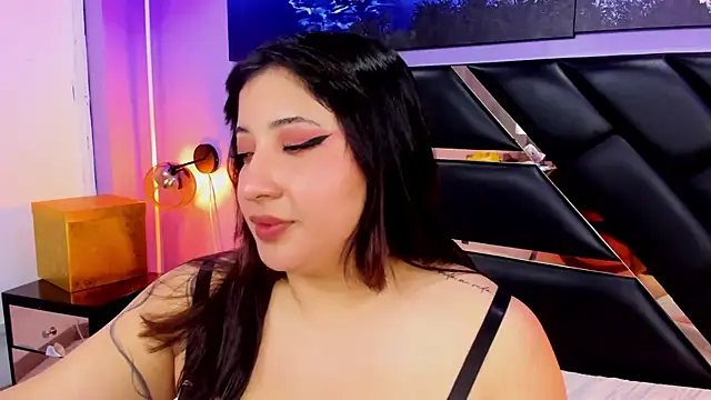 Emma monserrat online show from 07/18/26, 11:36