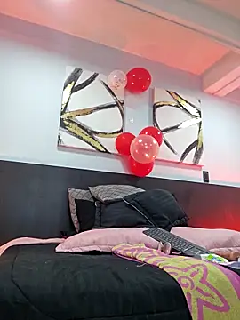 Kelly Mature  online show from 02/13/25, 08:03