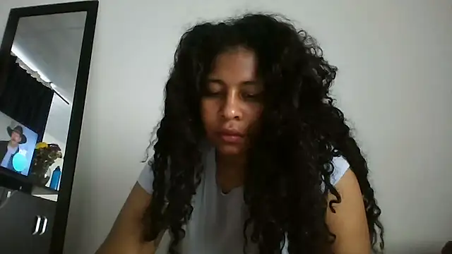 Ivon-09 online show from 10/10/25, 07:46