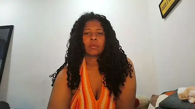 Ivon-09 online show from 12/05/25, 11:08