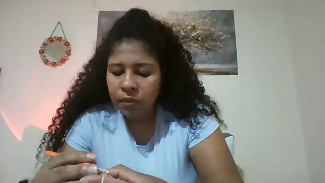 Snapshot of Ivon-09 chatting on 06/21/26, 11:07 Ivon-09 online show from 06/21/26, 11:07