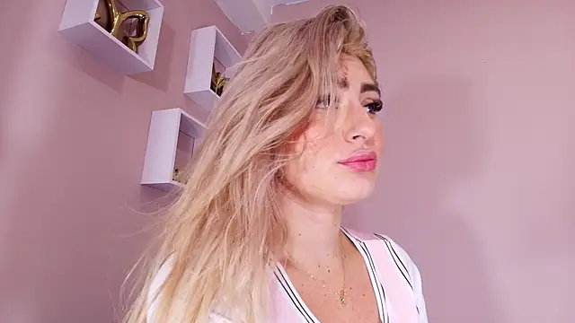 veronica sinner  online show from 02/08/26, 04:21