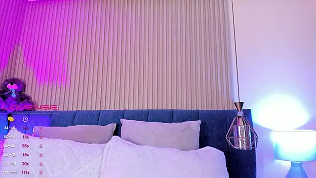 kathecute   online show from 01/10/25, 01:42