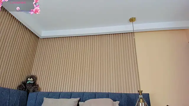 kathecute   online show from 09/20/25, 01:39