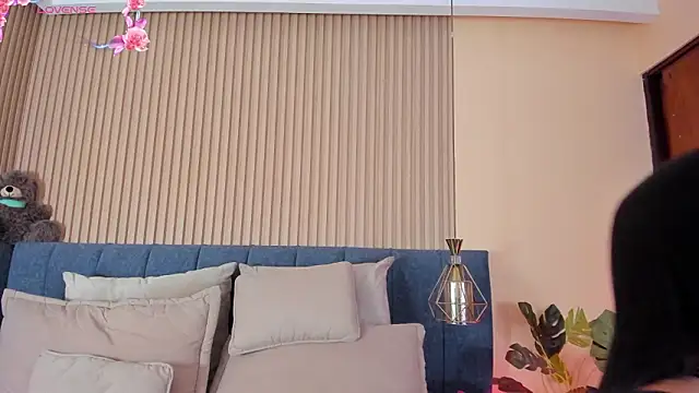 kathecute   online show from 02/18/26, 01:45