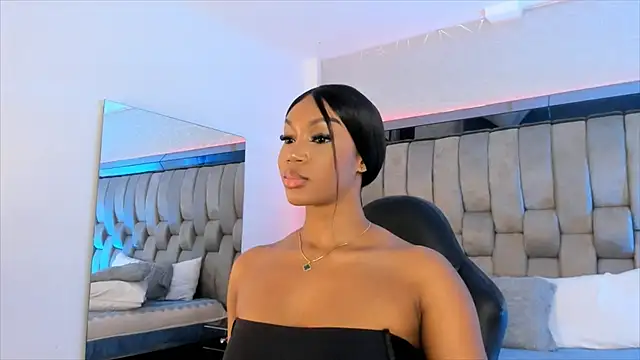 ChaynnaCooper online show from 02/13/25, 06:05