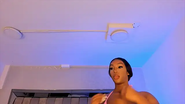 ChaynnaCooper online show from 03/11/25, 12:06