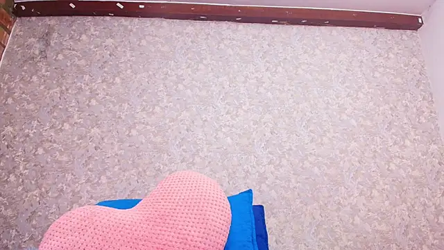 nicol f online show from 02/10/25, 07:17