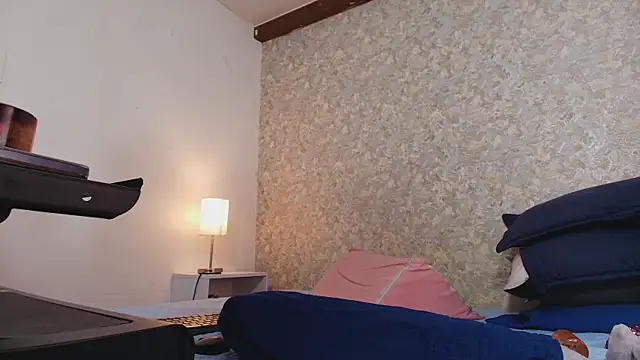 nicol f online show from 09/20/25, 07:26