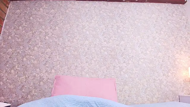 nicol f online show from 10/17/25, 07:27