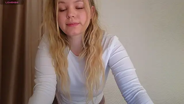 Milana15 online show from 04/15/26, 04:36