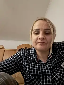 Malichkaanna30 online show from 12/16/24, 01:11