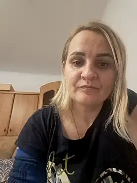 Malichkaanna30 online show from 12/16/24, 06:27