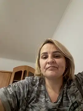 Malichkaanna30 online show from 01/12/25, 02:41