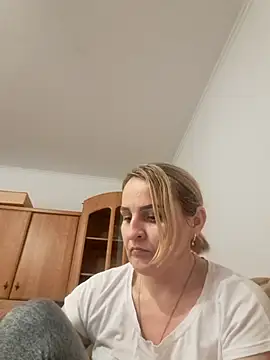 Malichkaanna30 online show from 01/28/25, 04:52