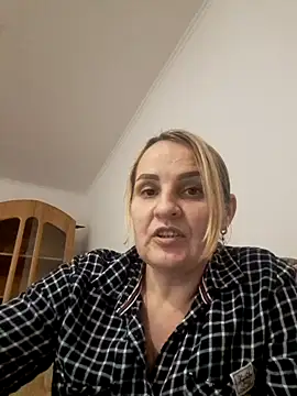 Malichkaanna30 online show from 02/11/25, 04:46