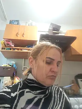 Malichkaanna30 online show from 09/27/25, 08:30