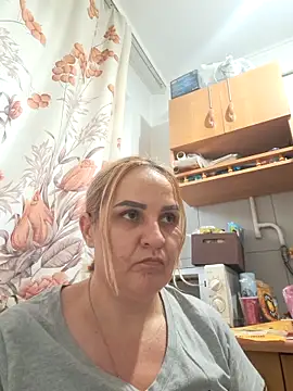 Malichkaanna30 online show from 11/04/25, 02:16