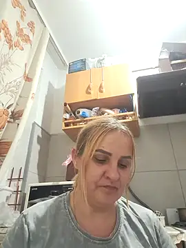 Malichkaanna30 online show from 12/20/25, 02:35