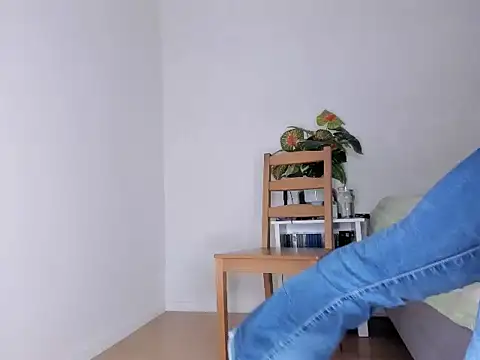 Chanel shaw online show from 09/18/25, 02:30