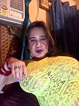 Hot Queen77 online show from 05/04/26, 06:48