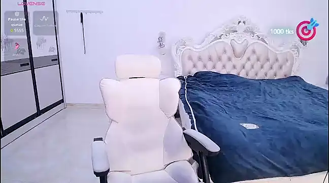 CN-xiaofei online show from 02/26/25, 02:48