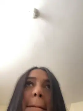 evely coelloo online show from 03/11/25, 08:09