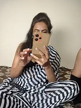 Raat ki rani  online show from 01/02/25, 06:56