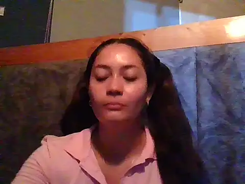 Nikkinata online show from 10/29/25, 12:02