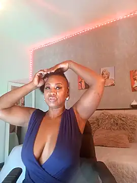 Snapshot of nahiarapalmer19 chatting on 02/02/25, 01:55 nahiarapalmer19 online show from 02/02/25, 01:55