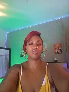 Snapshot of nahiarapalmer19 chatting on 09/19/25, 12:34 nahiarapalmer19 online show from 09/19/25, 12:34