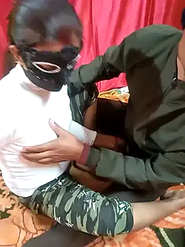 Snapshot of GF_nd_BF_ chatting on 01/19/25, 03:53 GF nd BF online show from 01/19/25, 03:53