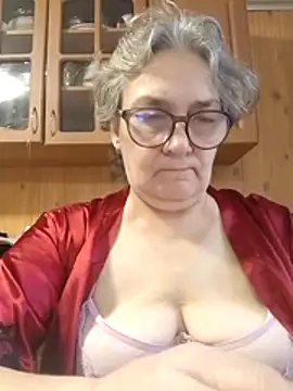 IrinaSweet54 online show from 11/27/25, 07:54