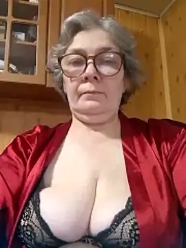 IrinaSweet54 online show from 03/18/26, 08:17