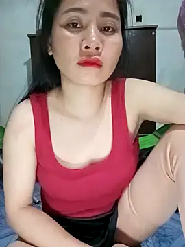 Snapshot of Lovepussyhair chatting on 10/17/25, 04:42 Lovepussyhair online show from 10/17/25, 04:42