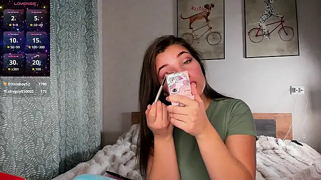 michelle mirr online show from 10/08/25, 04:26