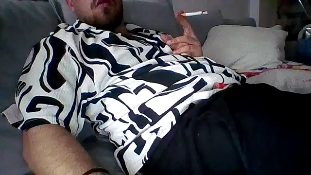 Snapshot of bobotatto chatting on 04/24/26, 11:40 bobotatto online show from 04/24/26, 11:40