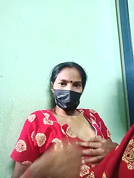 anusiya01 online show from 01/28/25, 07:32