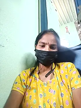 anusiya01 online show from 02/24/25, 05:33