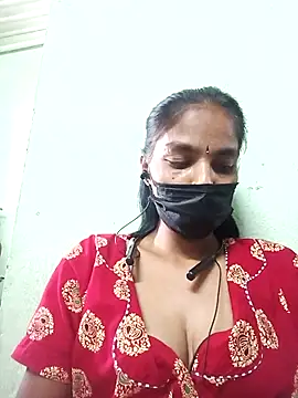 anusiya01 online show from 02/26/25, 06:15