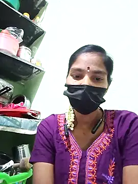 anusiya01 online show from 03/03/25, 05:07