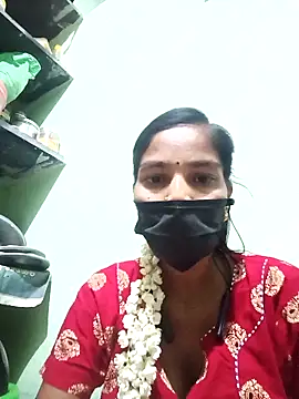 anusiya01 online show from 03/18/25, 05:21