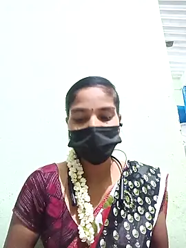 anusiya01 online show from 03/19/25, 02:13