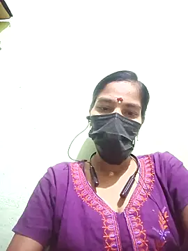 anusiya01 online show from 09/10/25, 02:50