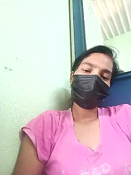 anusiya01 online show from 09/16/25, 05:52